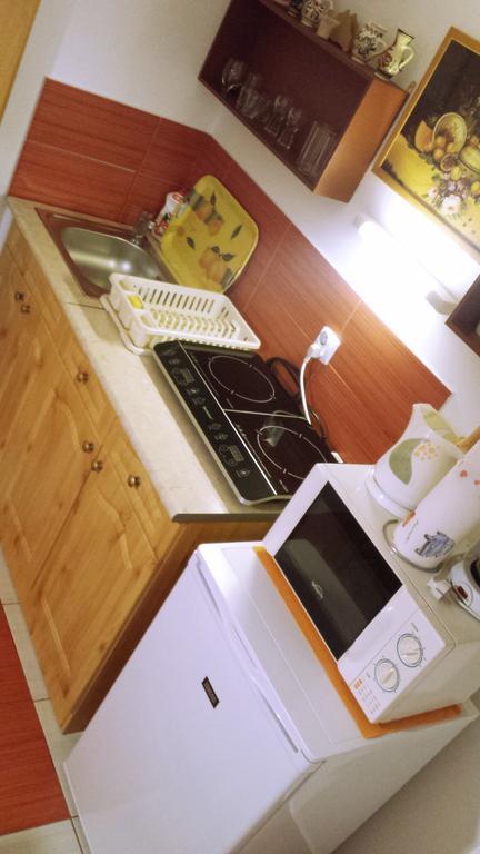 סופרון Virag Apartmanhaz מראה חיצוני תמונה