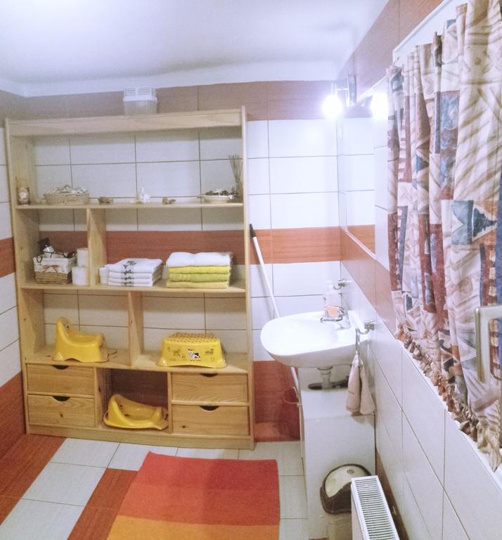 סופרון Virag Apartmanhaz מראה חיצוני תמונה