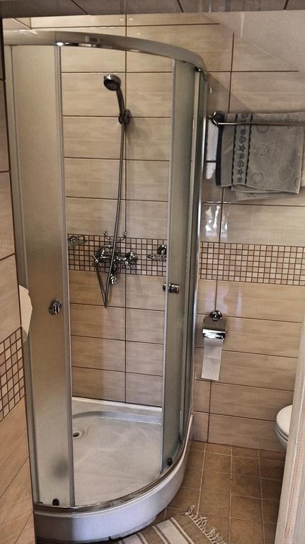 סופרון Virag Apartmanhaz מראה חיצוני תמונה